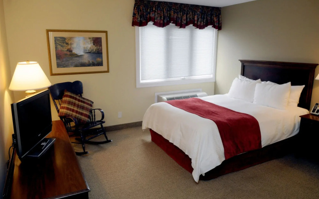 Rocky Crest Golf Resort