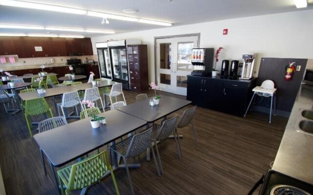 HI Calgary City Centre - Hostel