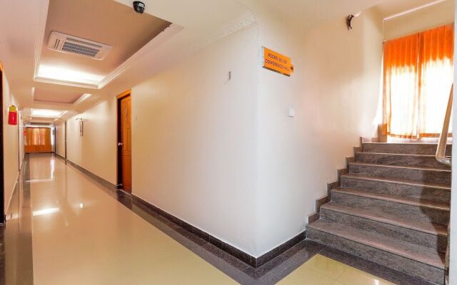 Capital O 47550 Grand Swagath