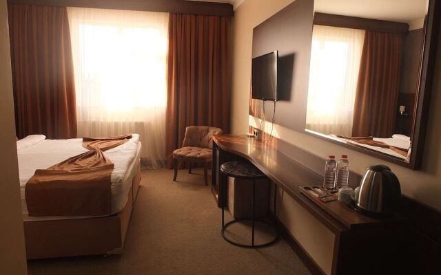 Sapran Deluxe Hotel