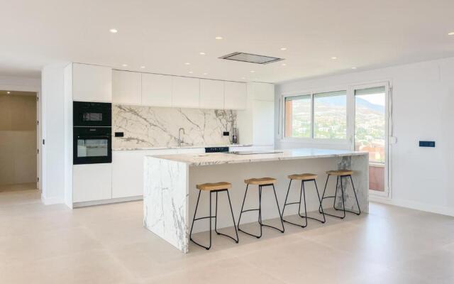 Heated Rooftop Pool Penthouse Views Magna Marbella