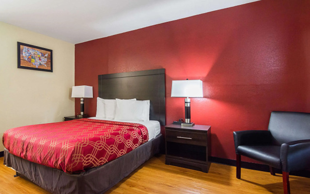 Econo Lodge Research Triangle Park