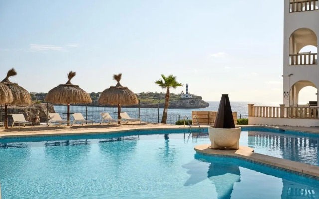 Orange Colom Seaside Apartments