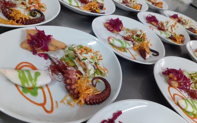 Luna Convento Resort