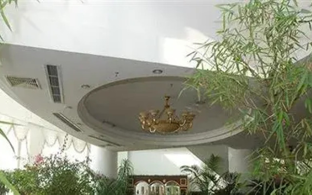 Lin Fuxin International Hotel