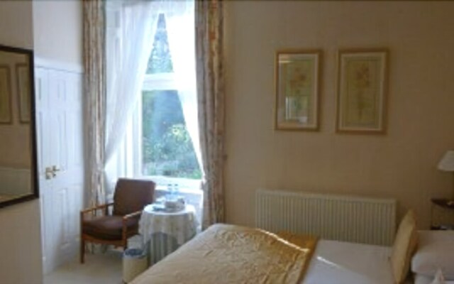 Rowanlea Guest House