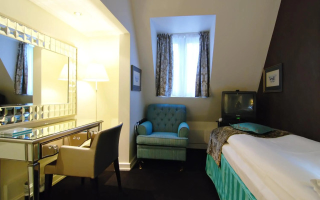 Home Hotel Bastion