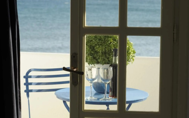 Galatis Hotel