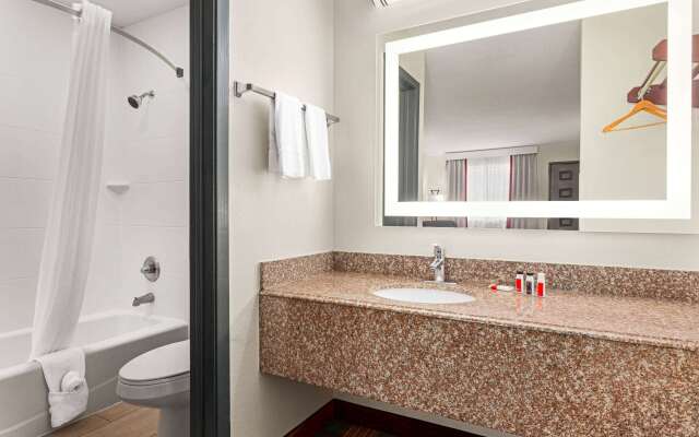 Ramada by Wyndham San Antonio Near SeaWorld/Lackland AFB