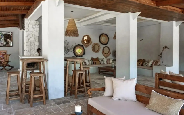 Pelagos Hotel