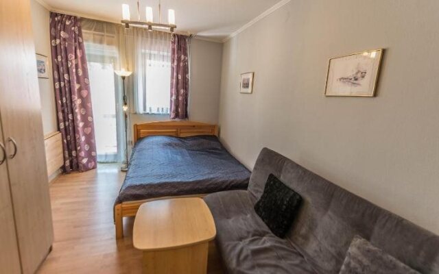 Caesar Apartments And Rooms