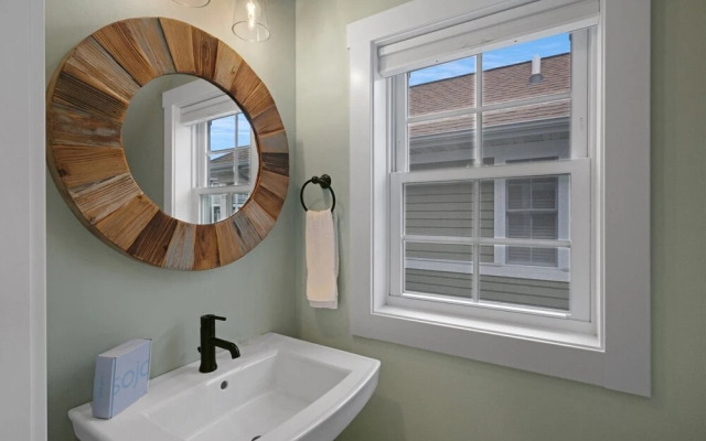 Hook, Wine, & Sinker