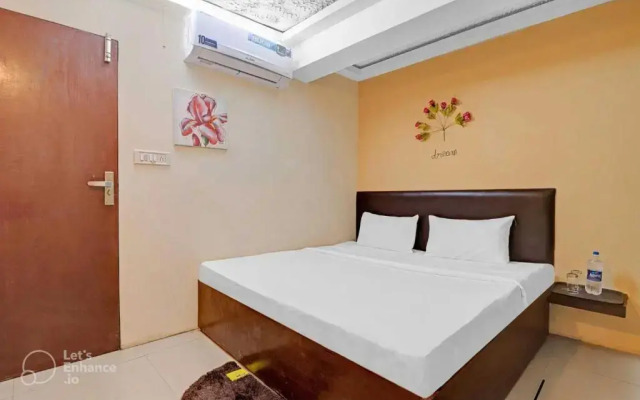 OYO Hotel Bottom Inn