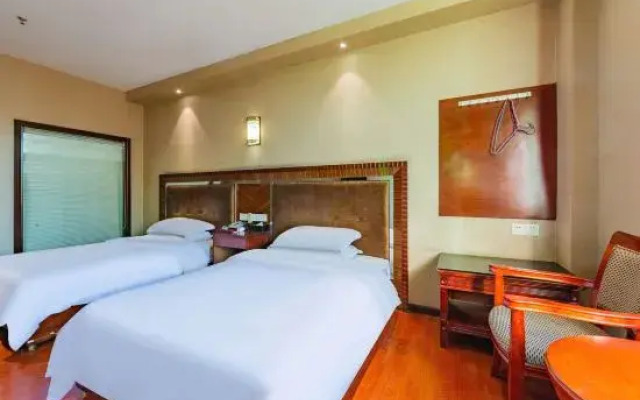Fu Quan Hotel (Wuchuan Haibin Bus Terminal)
