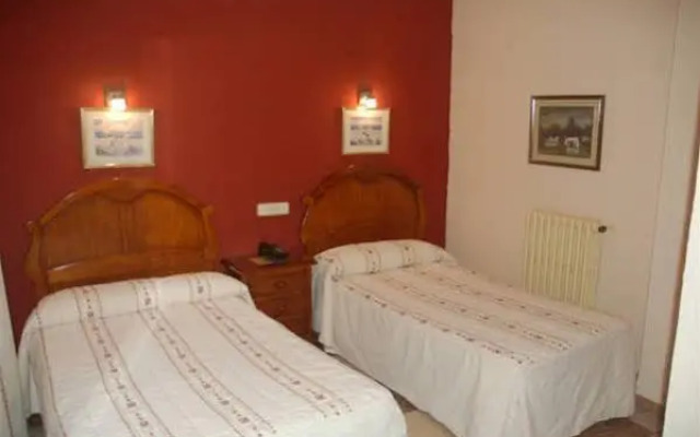 Hostal Residencia Castilla