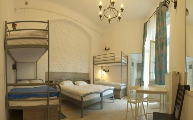 Hostel Lwowska 11