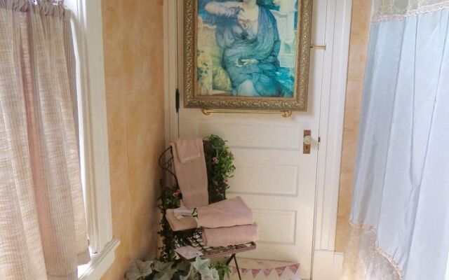 The Sleigh Maker Inn Bed and Breakfast