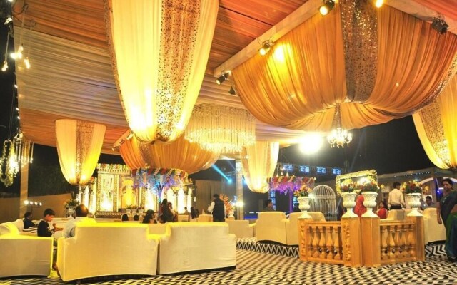 MB Greens Clarks Inn Moradabad