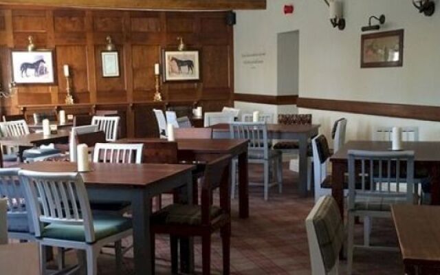 The Red Lion Hotel
