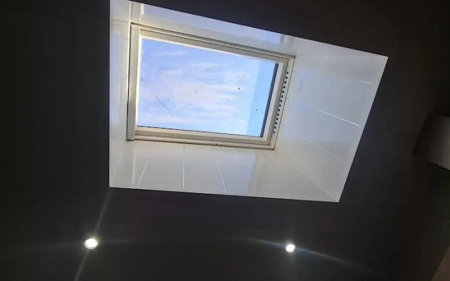 Spacious 3 Bed 2 Baths Free Wifi Central Location