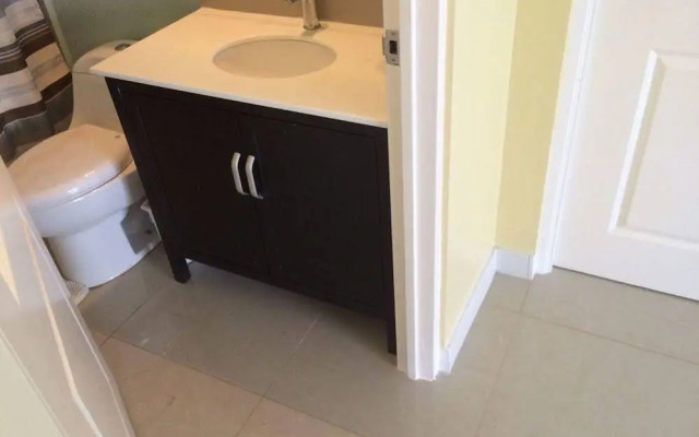 Ocho Rios Boardwalk Apartment