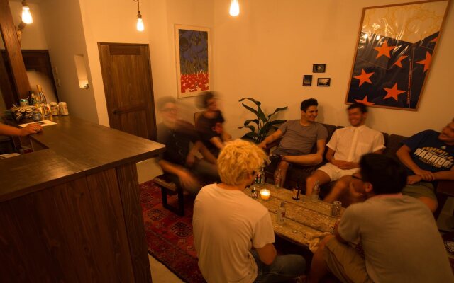 Traditional Apartment - Hostel