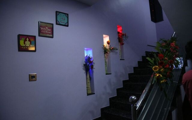 JK Rooms 144 Sai Guest House