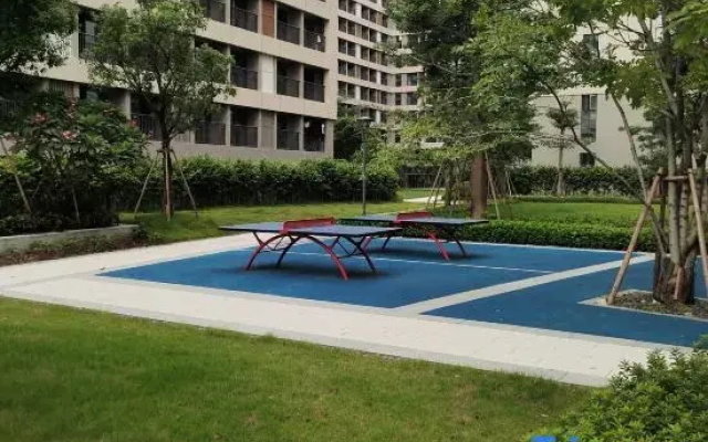 Tropical International Apartment (Guangzhou Baiyun Airport Qingtang Subway Station)