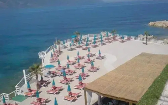 Roi Hotel