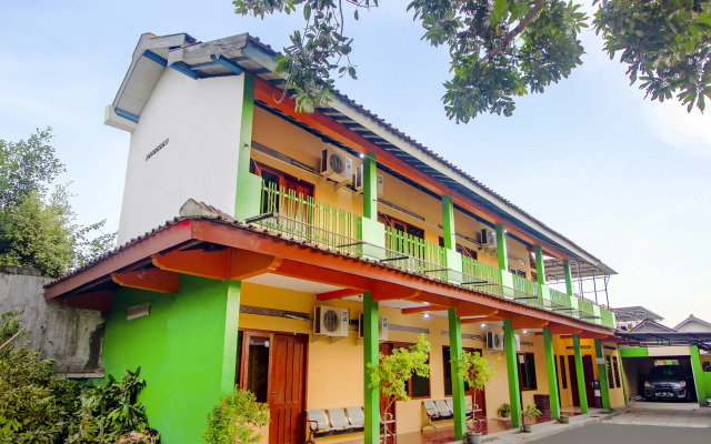 Super OYO 1788 House 24