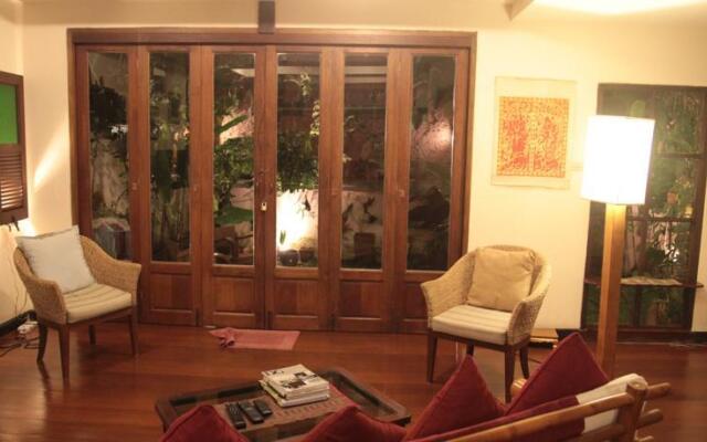 Umong House