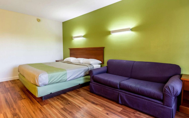 Motel 6 Springfield, OH