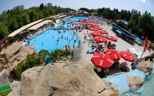 Valensia Hotel And Resort