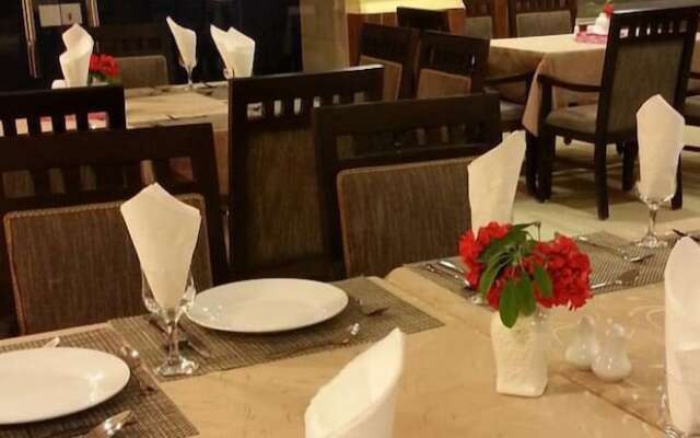 Renad Hotel