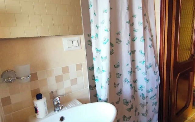 Room in Apartment - La Palma Double Room With Balcony Lapalmarooms