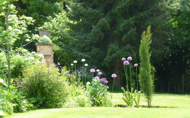 Blounts Court Farm