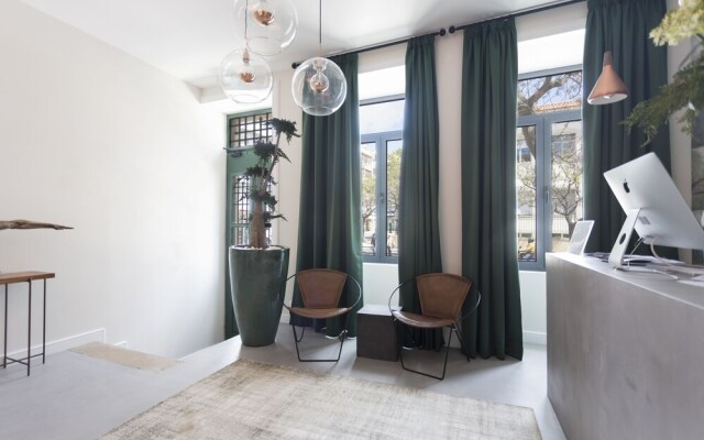Alameda Exclusive House
