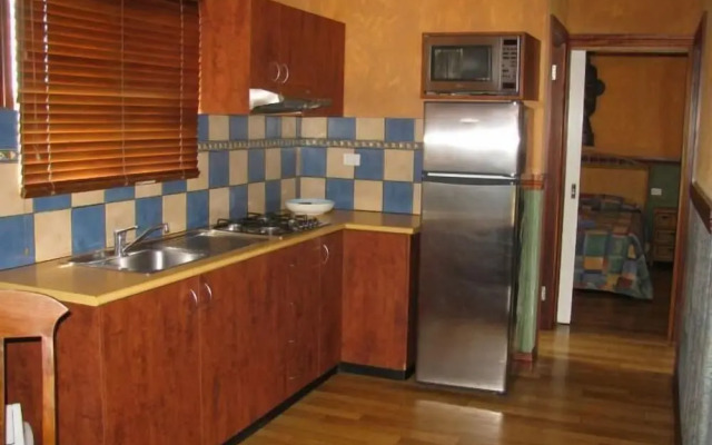 Ivanhoe Village Caravan Resort