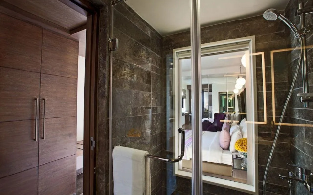 The Altius A Boutique Hotel