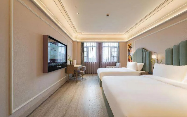 Madison Shanghai International Resort
