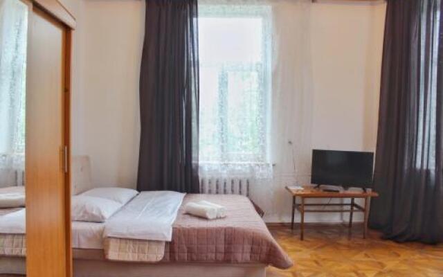 Apartments on Yaroslava Mudrogo street 27