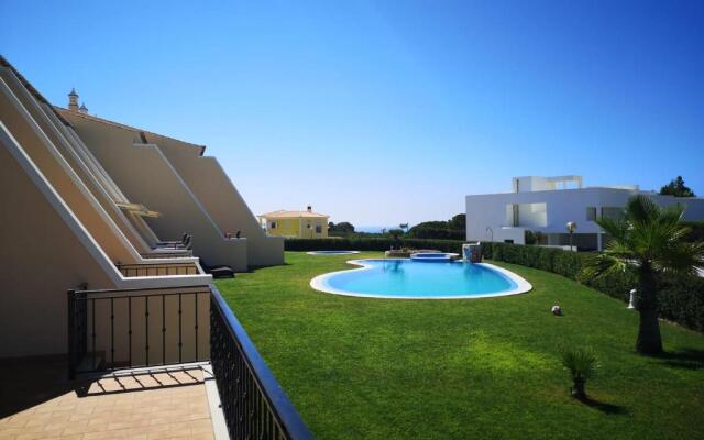 House J São Rafael - By Bedzy