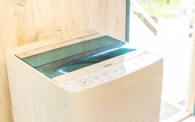 Martians Hotel Hayakawa