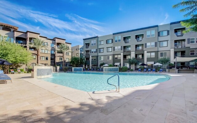 FRONTDESK Montreux Apts Northeast Phoenix