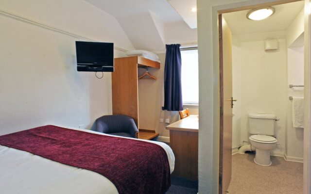 De Trafford Hotel By Greene King Inns