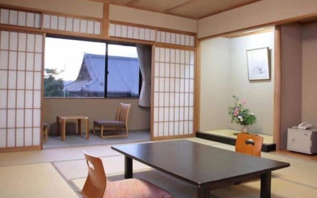 Izumiya Ryokan