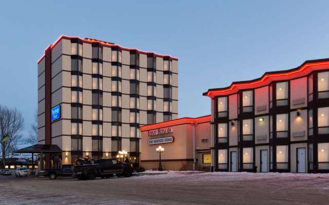 Travelodge by Wyndham Lloydminster