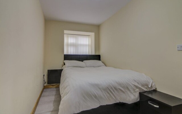 2 Bedroom, Luxury Apartments Throstle's Nest