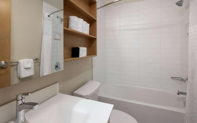 Microtel Inn & Suites By Wyndham Val-d Or