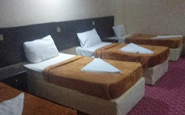 Oyo 498 Al Rashdoon Hotel